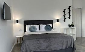 Makarska Gallery II